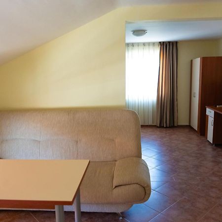 Zlatna Ribka Hotel Cernomoreț Exterior foto